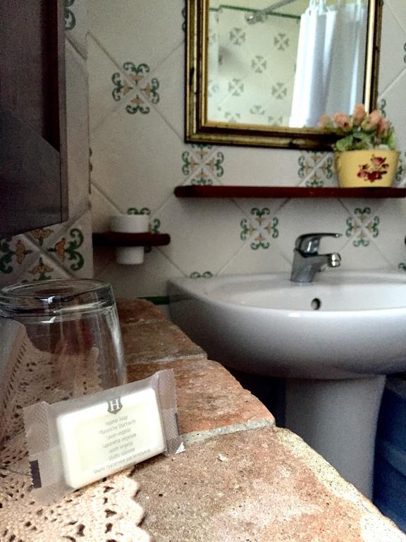 Poggio Paradiso Apartments Mengara Bilik gambar