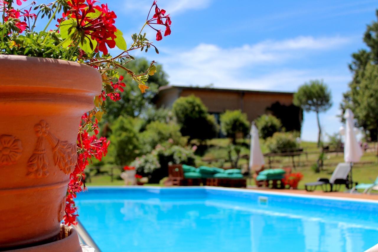 Poggio Paradiso Apartments Mengara Luaran gambar